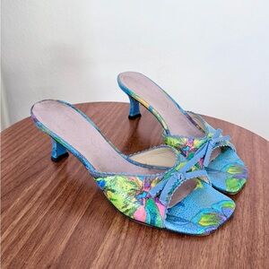 Y2K Stuart Weitzman vintage bow kitten heels